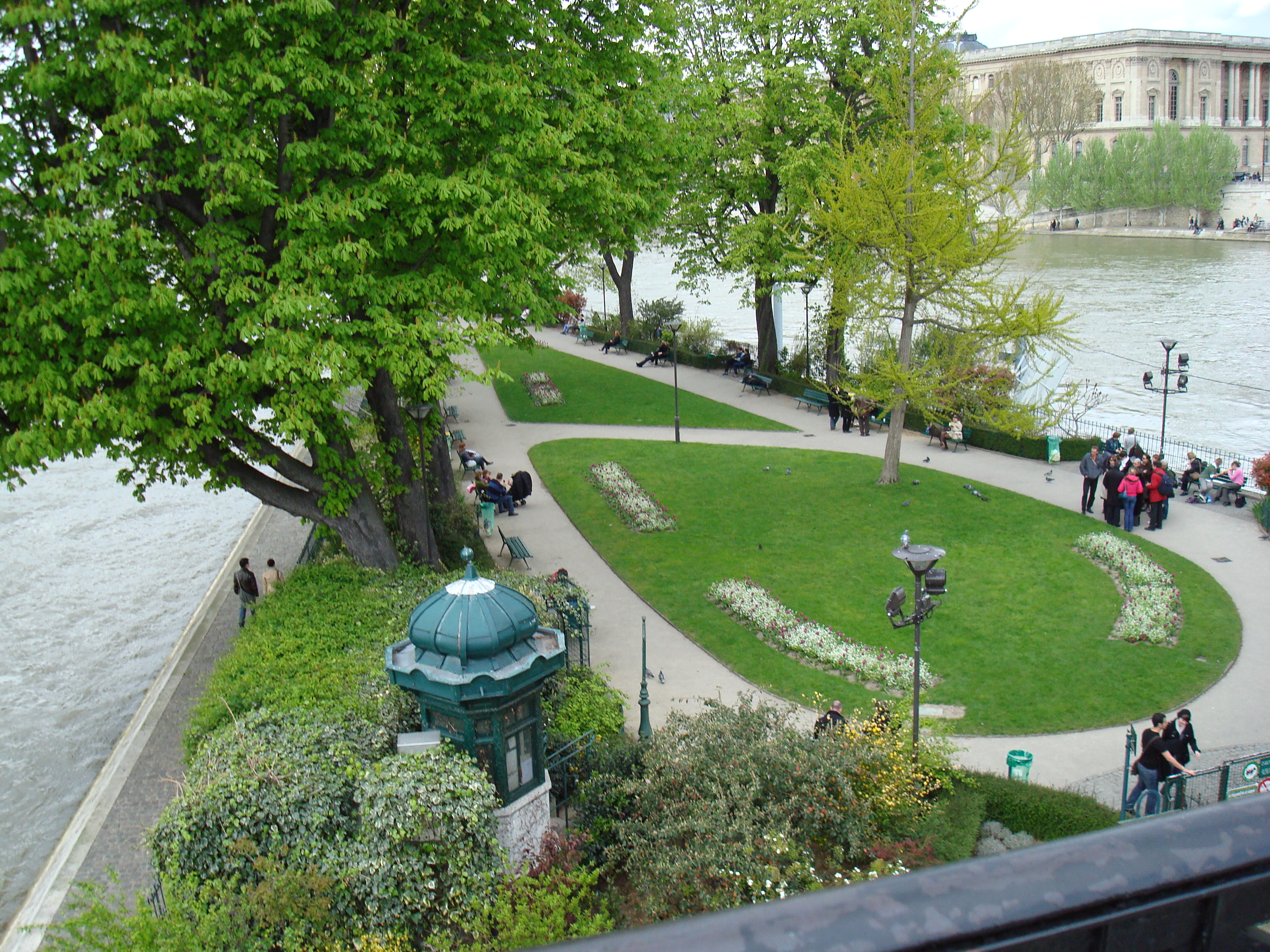 park-paris-square-vert-galant